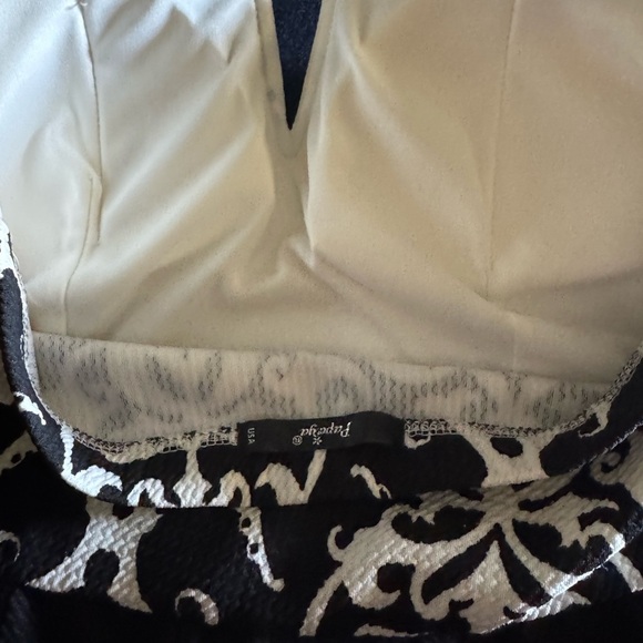 PAPAYA Elegant Black and Gold Women Romper Sz S - Picture 9 of 9